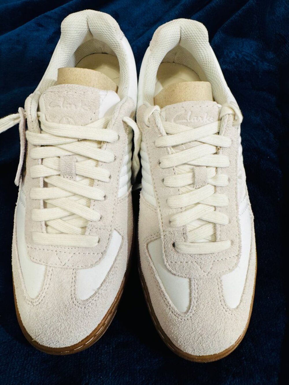 Clarks CraftRally Ace Men’s Sneakers Off White Suede Gum Sole US 8 / UK 7 NEW